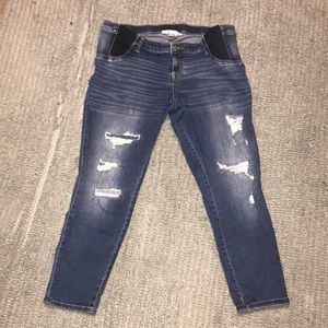 Maternity jeans